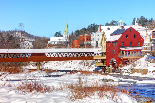 istock Winter in Littleton, New Hampshire 2112465647