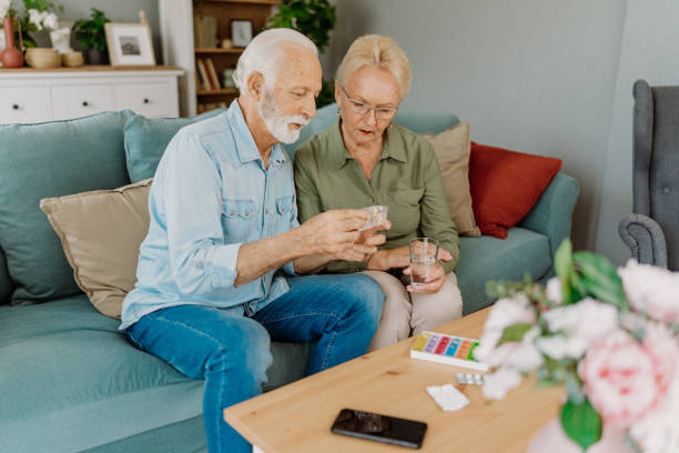istock Prescription medicine 2112641556