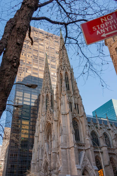 istock Manhattan, NYC, NY USA 2113285314