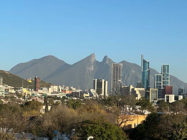 istock Monterrey city - Cerro de la Silla 2114759553