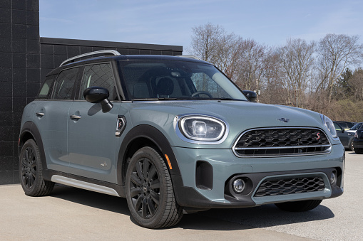 Indianapolis - March 24, 2024: MINI Countryman 4 Door. MINI offers small cars in Countryman, Hardtop 2 or 4 Door, Convertible and Clubman models. MY:2024