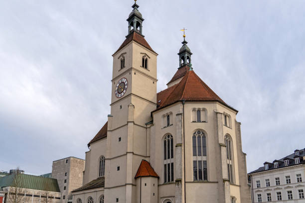 istock Neupfarrkirche, Regensburg 2115340089