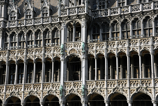 The image shows the Maison du Roi (Kings House) at the Grande place in a close-up image.