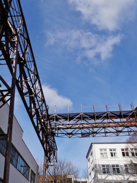 istock Trolley on the Kampnagel site 2115596807