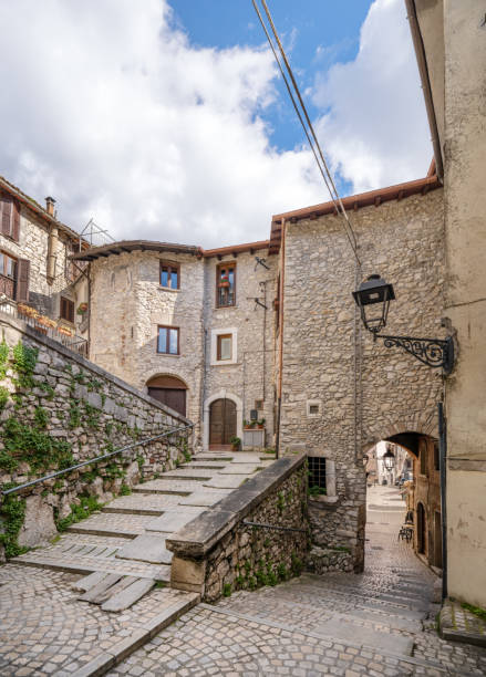 istock Rustic alley in Carpineto Romano, Lazio Italy 2115823846