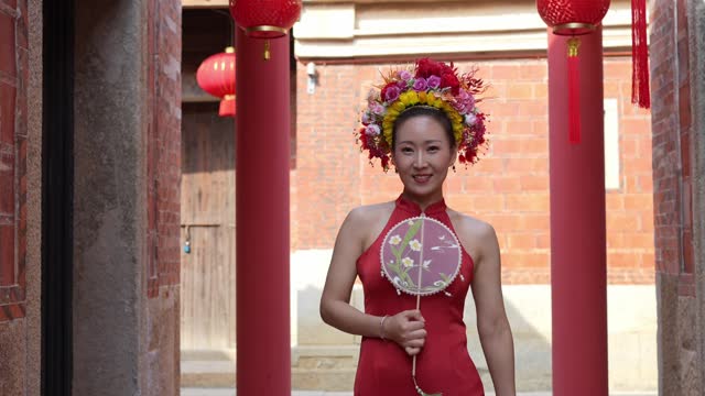 Beautiful woman dressed in Nanyang style