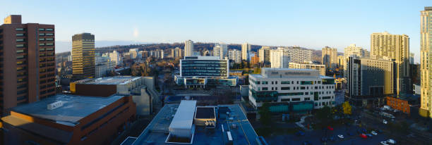 horizonte de la ciudad de hamilton ontario rascacielos y edificios en canadá - hamilton ontario canadá fotografías e imágenes de stock