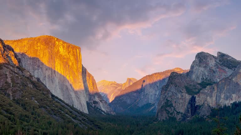 Time lapse video of Yosemite valley nation park