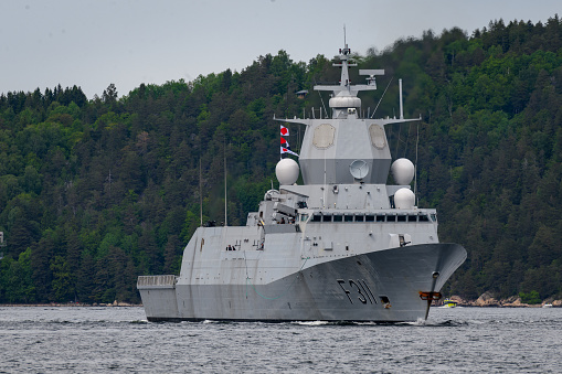 HNoMS Roald Amundsen, Norwegian military ship