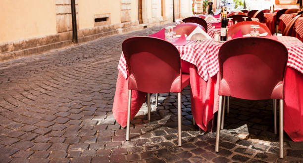 istock Sidewalk Cafe in Rome, Italy 2120142236
