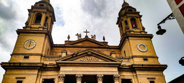 Image of the facade of the cathedral of Pamplona