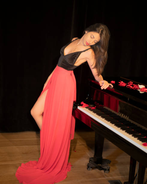 istock Pianist and Model Oksana Pavlova 2120614033