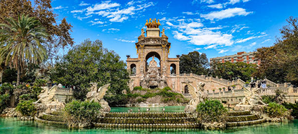 istock Huge fountain in Barcelona 2120622871