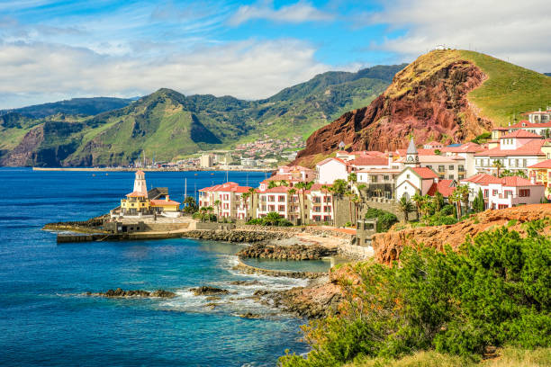 istock Sea side hotel with amazing views Madeira 2120763091