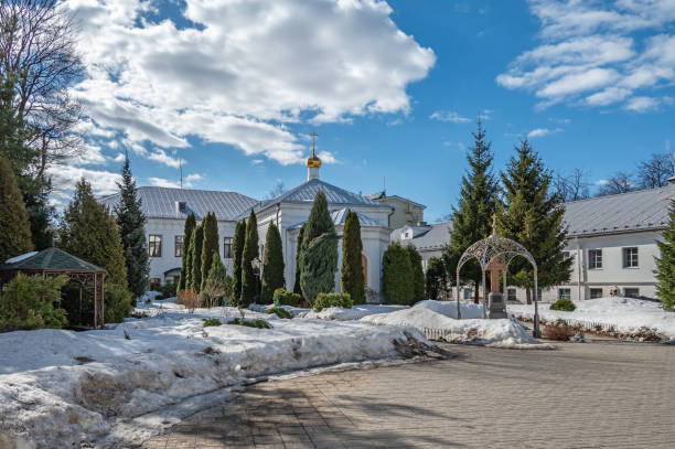 istock Kazan Convent in Yaroslavl. Russia 2121500069