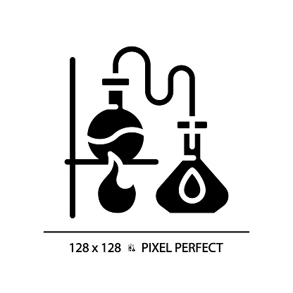 Distillation black glyph icon. Chemistry lab. Boiling flask. Chemical experiment. Separation process. Silhouette symbol on white space. Solid pictogram. Vector isolated illustration. Pixel perfect