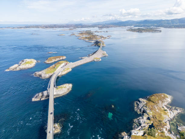 istock The long narrow road over Norway Atlantic 2122701538