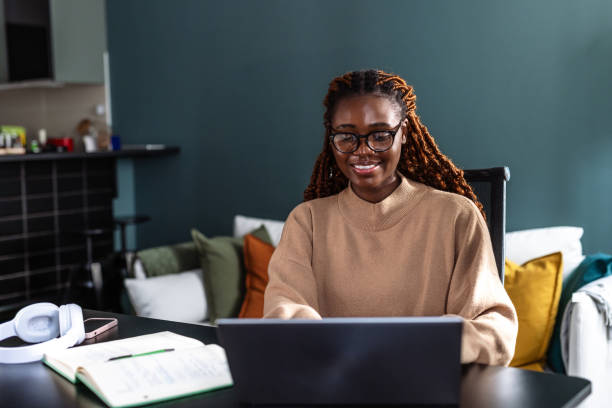 istock Young woman working at home 2122852929