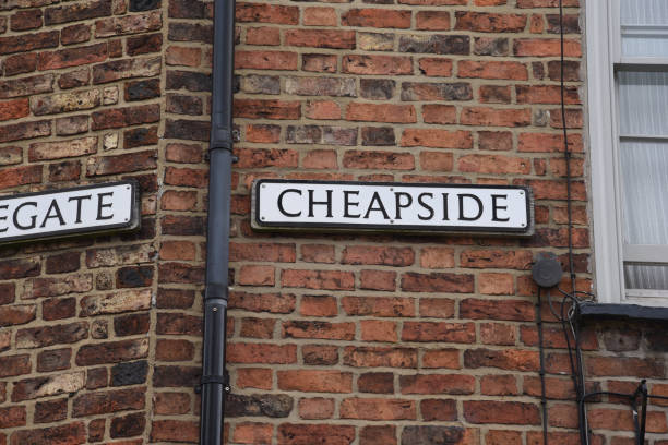 istock Cheapside street sign 2123352481