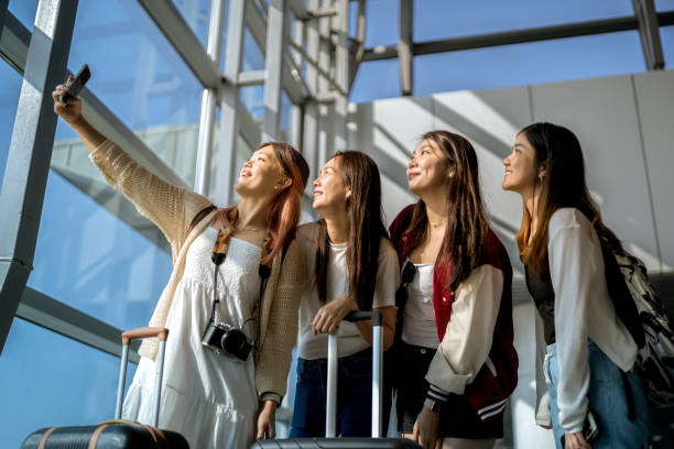 istock Girls Trip 2124131081