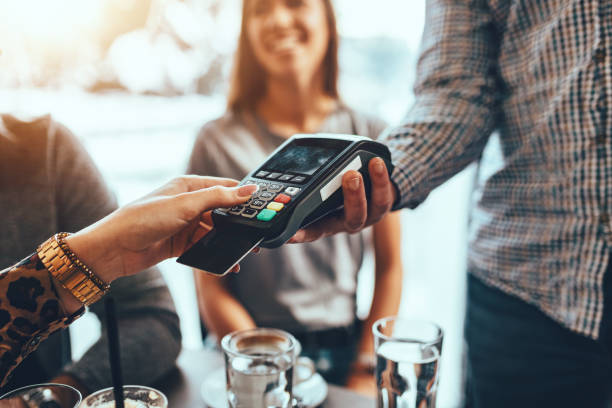 istock Simply Tap And Go! 2124933267
