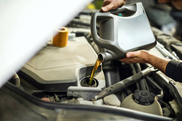 istock Engine Oil Maintenance, Vehicle Service, 10,000 Maintenance 2127482436