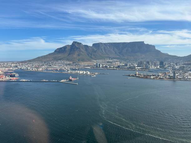 istock Approach to Cape Town Heliport 2127830424