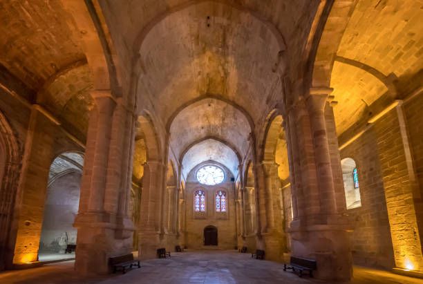 istock Abbaye de Fontfroide, France 2127965262