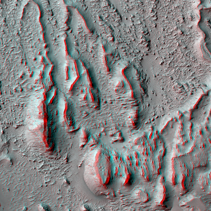 Anaglyph image. Use red/cyan 3d glasses.\nImage from the Mars Reconnaissance Orbiter. NASA/JPL/University of Arizona.