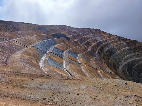 OPEN PIT MINE WITH GEOSYNTHETIC DINS IN CHILE