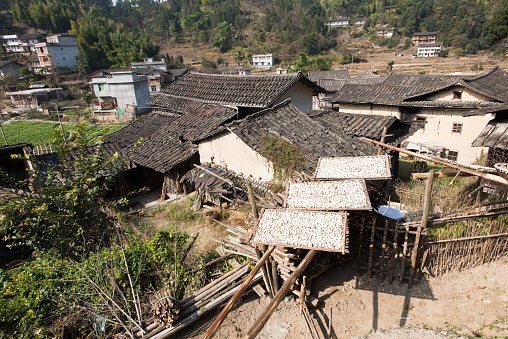 The houses and dried radishes in ancient Chinese villages.