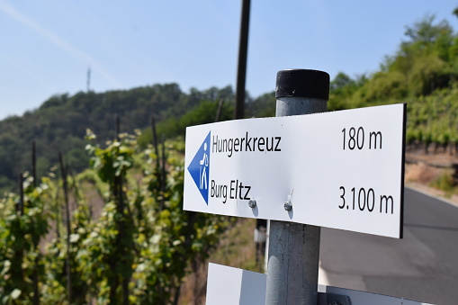 hiking sign in Mosel valley