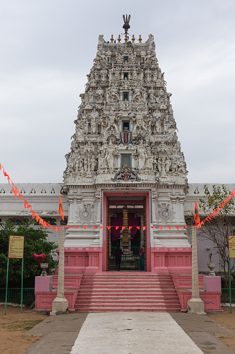 Shri Rama Vaikunth Temple also known as New Rang Nath Ji Temple a Hindu temple with beautiful elaborate sculptures of Hindu deities carved on the exterior walls of the temple It is dedicated to Lord Vishnu and Goddess Lakshmi, near Pushkar Holy Lake one of the sacred pilgrimage sites in Hinduism