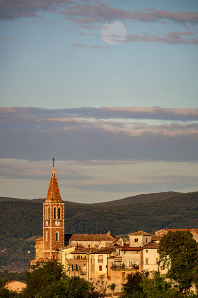 Montecastrilli, Terni, Umbria, Italy: Sunrise with full moon in Montecastrilli