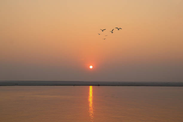 istock Sunset in the sea 2130661254