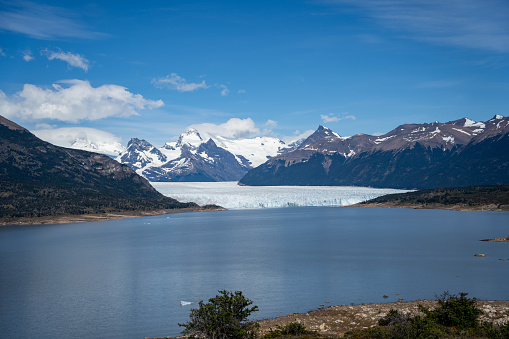 The Glaciar Perito Moreno from a great distance with Brazo Rico in the front of the photo