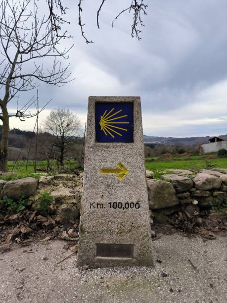 istock 100 km to Santiago 2131033690