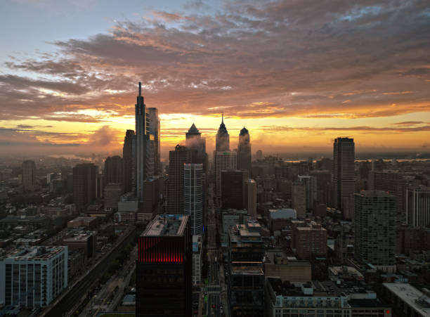 istock Philadelphia Sunrise 2132894982