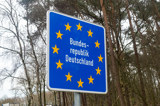Republic of Germany (Bundes - republik Deutschland) border sign.