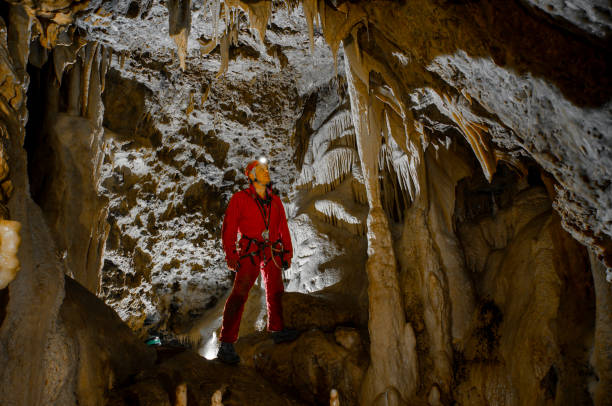 istock Grotta delle Madonne 2133913844