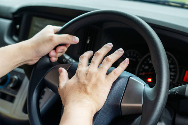 istock Illustration of a man's hand on his car 2134819308