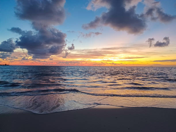 istock Sunrise in a Caribbean sea 2138135352
