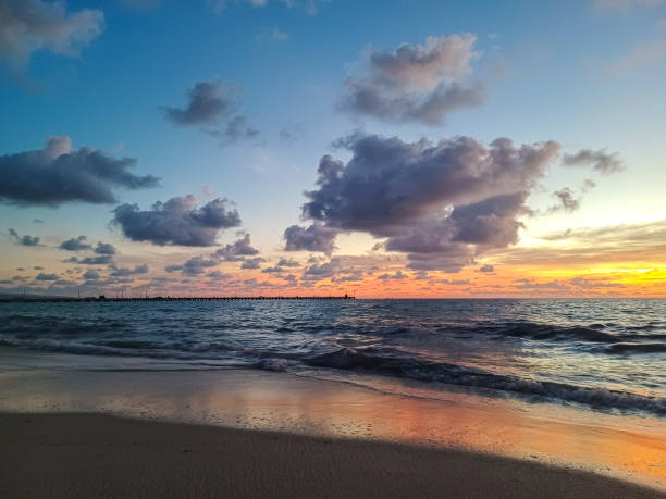 istock Sunrise in a Caribbean sea 2138135359