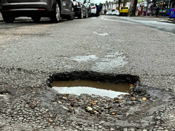 istock Potholes_UK_Eastbourne_03 2138539780