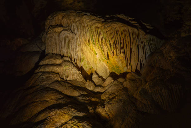 istock Whale's Mouth, Carlsbad Caverns National Park 2138942394