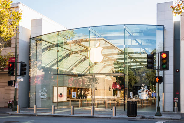 Palo Alto, CA - November 23, 2023: Apple Store along University Avenue in Palo Alto.