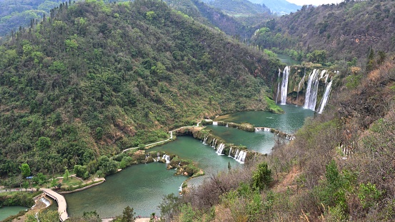China,Yunnan,Luoping county.
Luoping Jiulong waterfall,
One of the biggest level of 112 meters wide,56 meters high, 
It ranked fourth in China's six big waterfall，
It is the national AAAA level scenic spots.