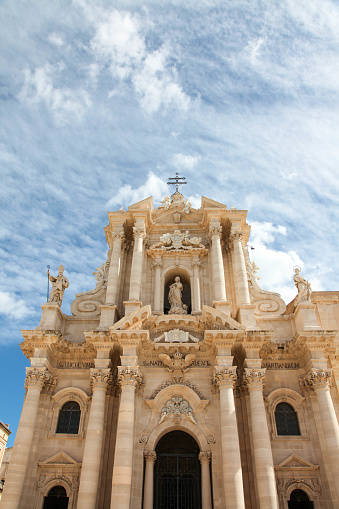 Baroque facade of The Cathedral of Syracuse (Duomo di Siracusa), formally the Cattedrale metropolitana della Nativita di Maria Santissima. Sicily, Italy.