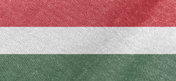 hungria bandeira tecido algodão material largo bandeira papel de parede - hungary flag banner dirty - fotografias e filmes do acervo