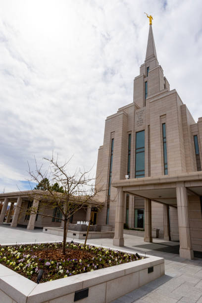 istock Oquirrh Mountain Utah Temple 2141496945